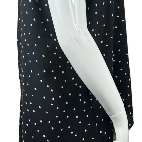 Torrid black top with star print size 0-large/12 - Picture 10 of 13